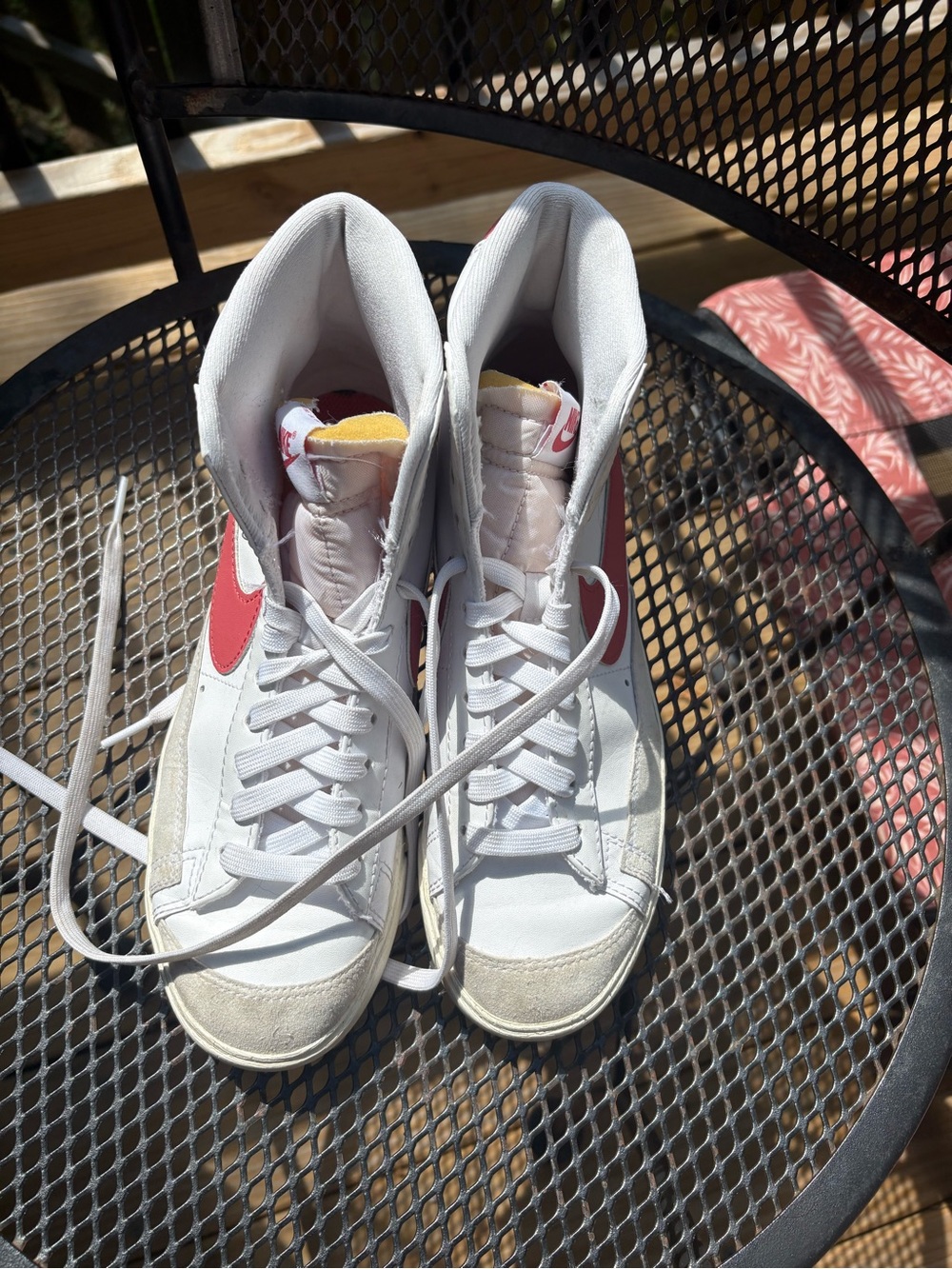 Nike Women’s White Sneakers with Pink Swoosh